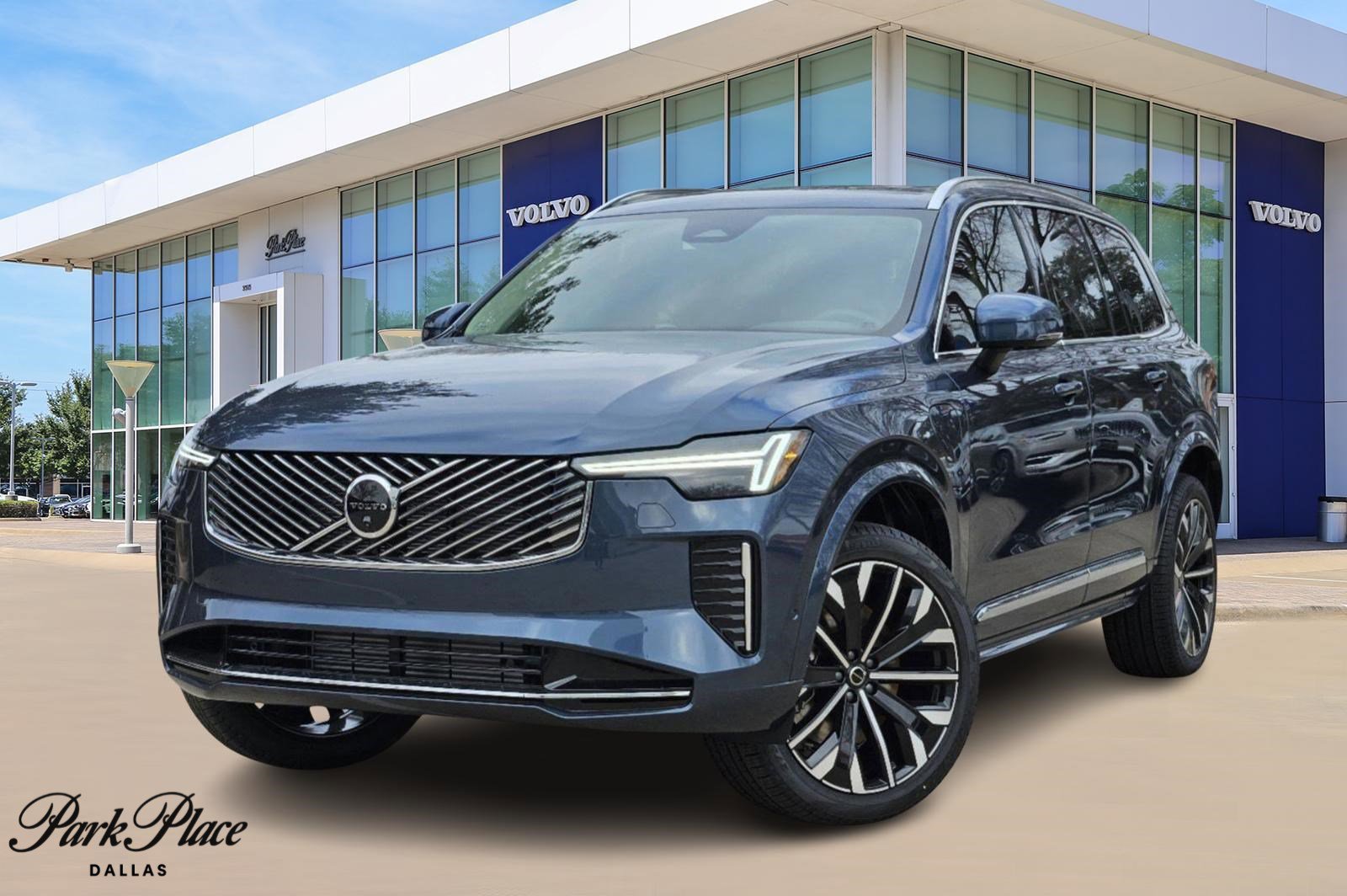 Used 2025 Volvo XC90 T8 Plus w/ Protection Package Premier