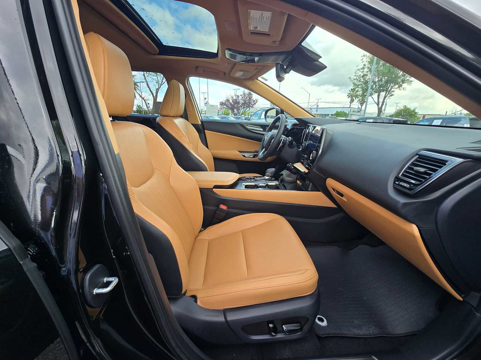 New 2026 Lexus NX 350 AWD image 11