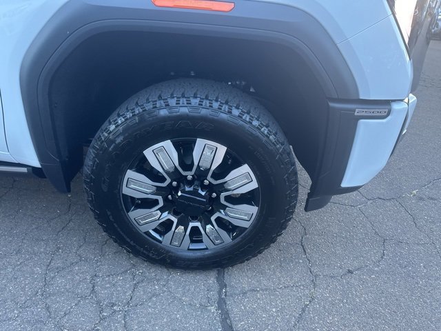 New 2025 GMC Sierra 2500 Denali w/ Denali Reserve Package image 9