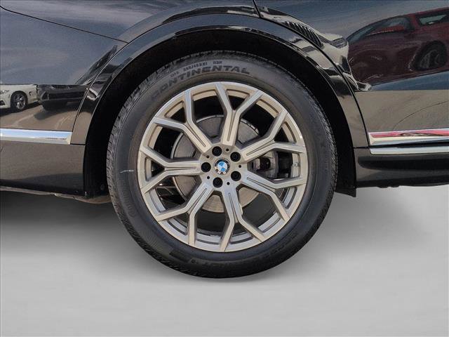Used 2022 BMW X7 xDrive40i w/ Premium Package AWD/4WD image 27