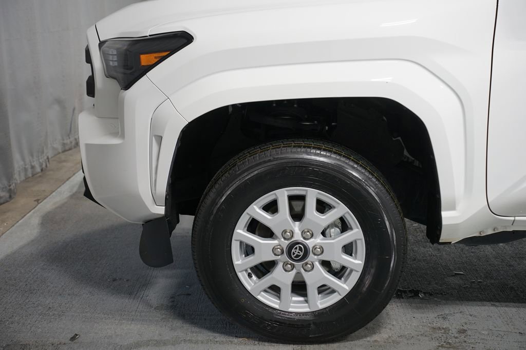 Certified 2024 Toyota Tacoma SR5 image 5