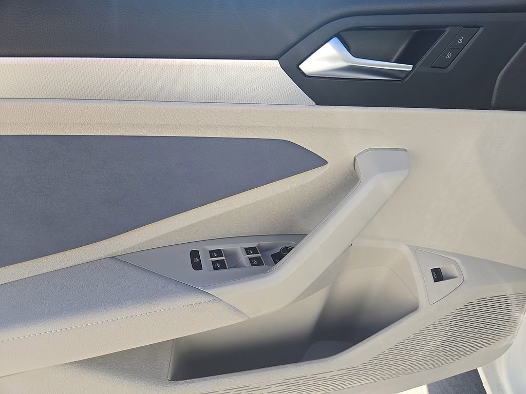 New 2026 Volkswagen Jetta SE image 14