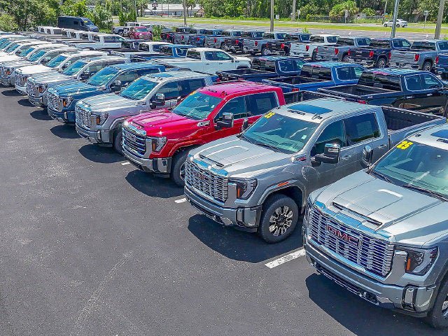 Used 2022 Jeep Gladiator Sport AWD/4WD image 8