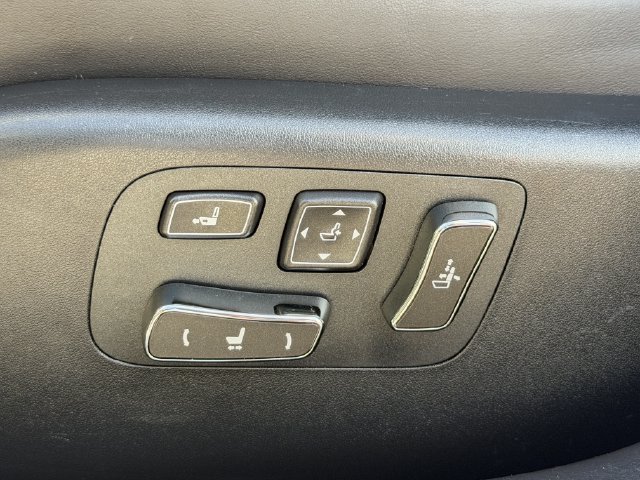 Used 2014 Lexus LS 460 L RWD image 25