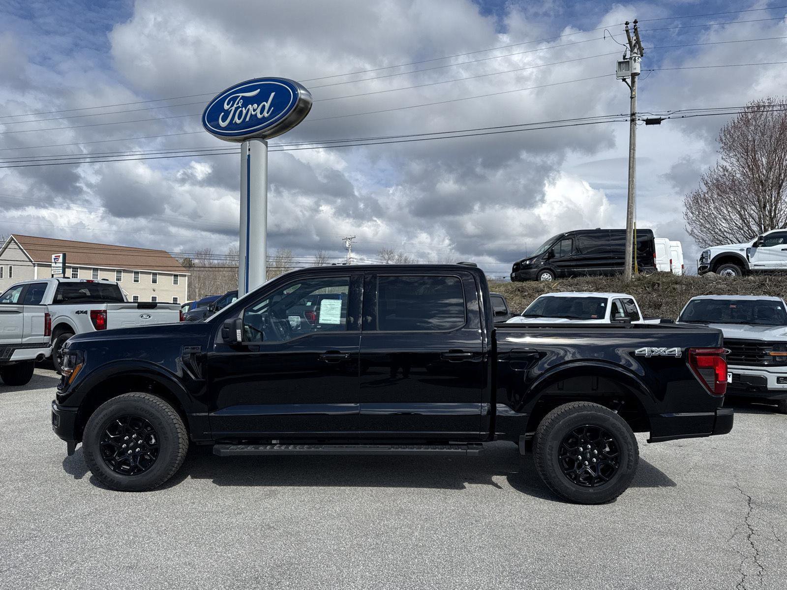 New 2026 Ford F150 XLT w/ Equipment Group 302A MID AWD/4WD image 3