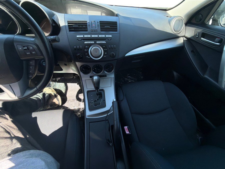 Used 2011 MAZDA MAZDA3 s Sport FWD image 20
