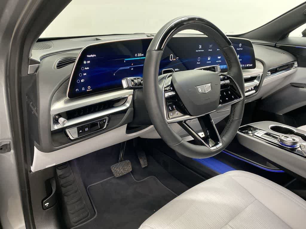 Certified 2025 Cadillac Lyriq Sport AWD/4WD image 2