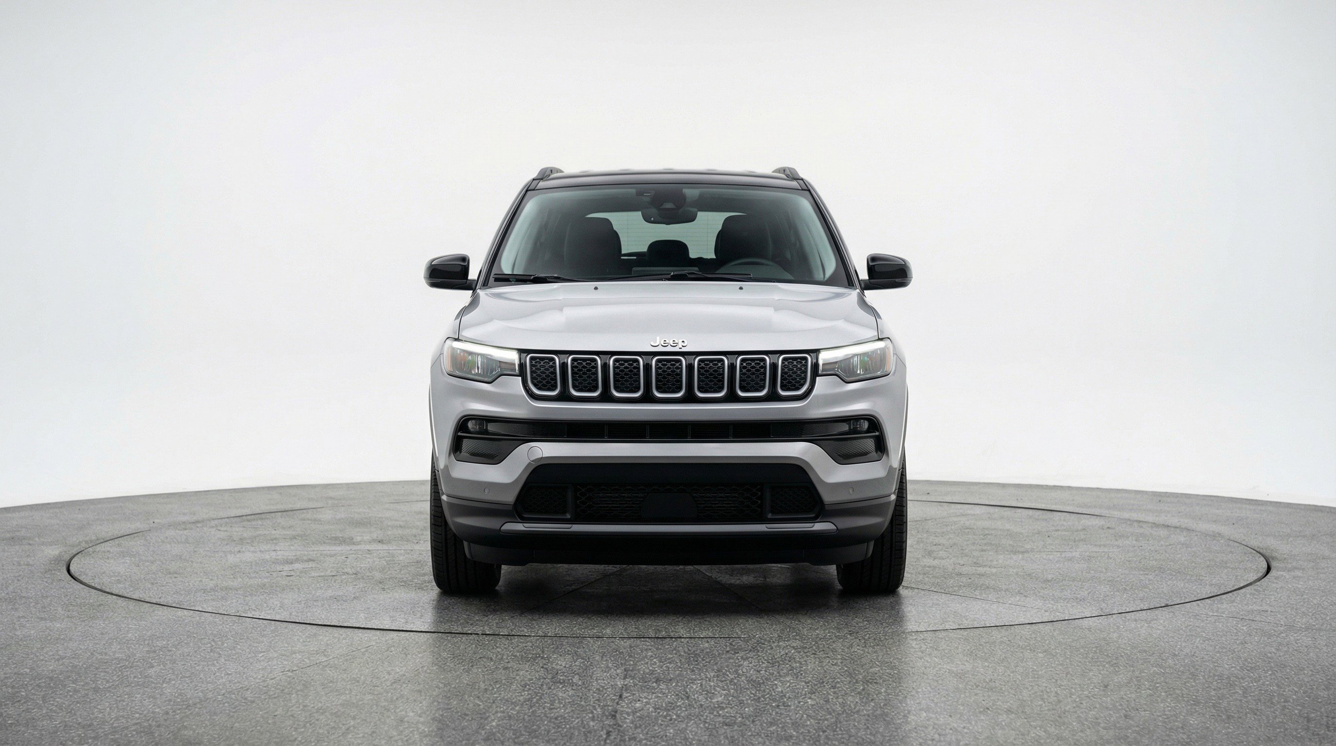 Used 2025 Jeep Compass Limited AWD/4WD image 2