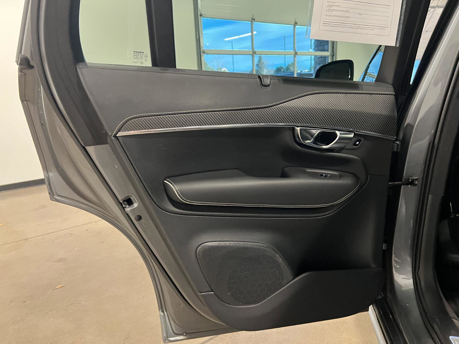 Used 2020 Volvo XC90 T8 R-Design w/ Protection Package Premier image 32