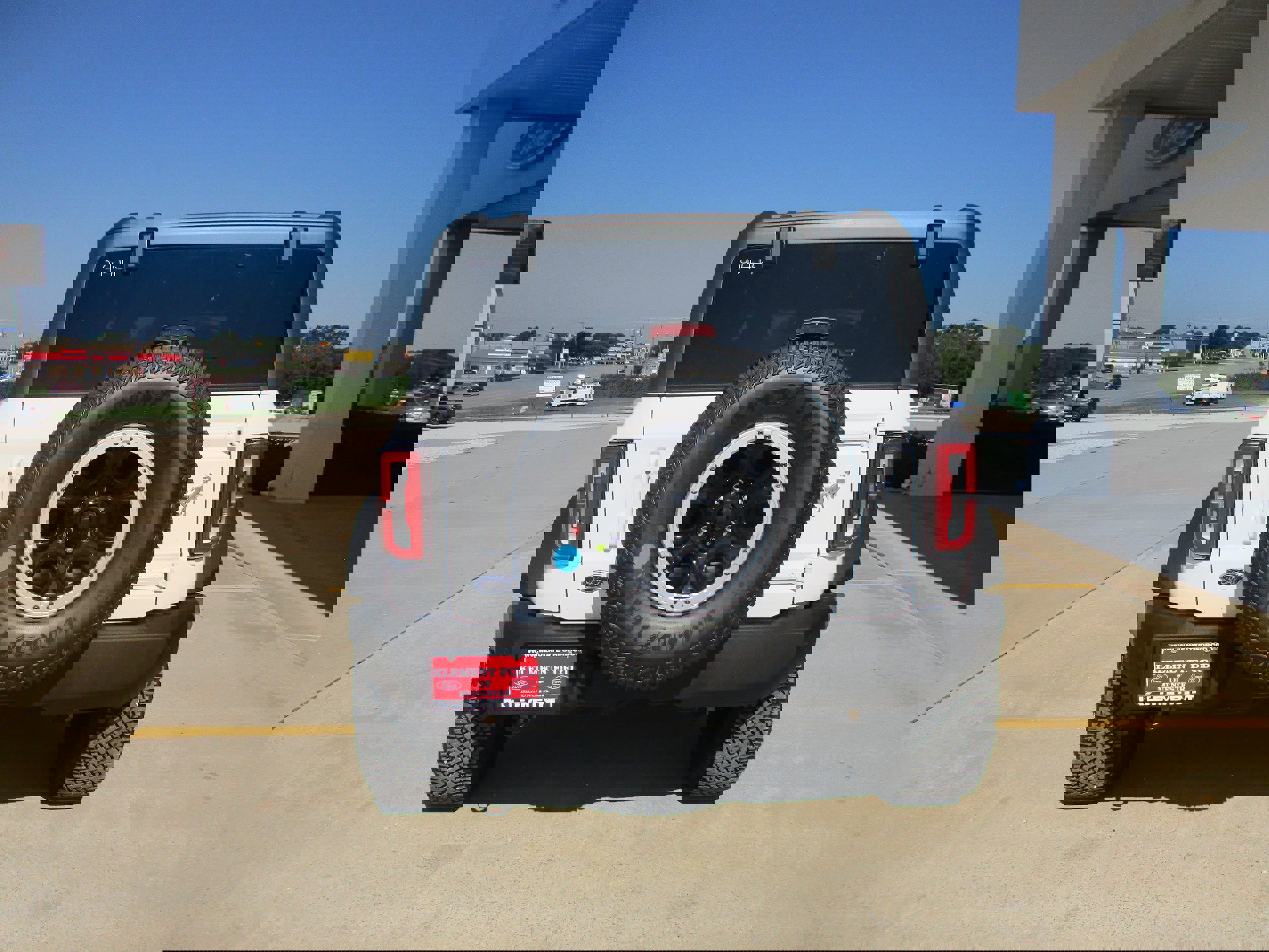 New 2024 Ford Bronco Outer Banks w/ Sasquatch Package image 5