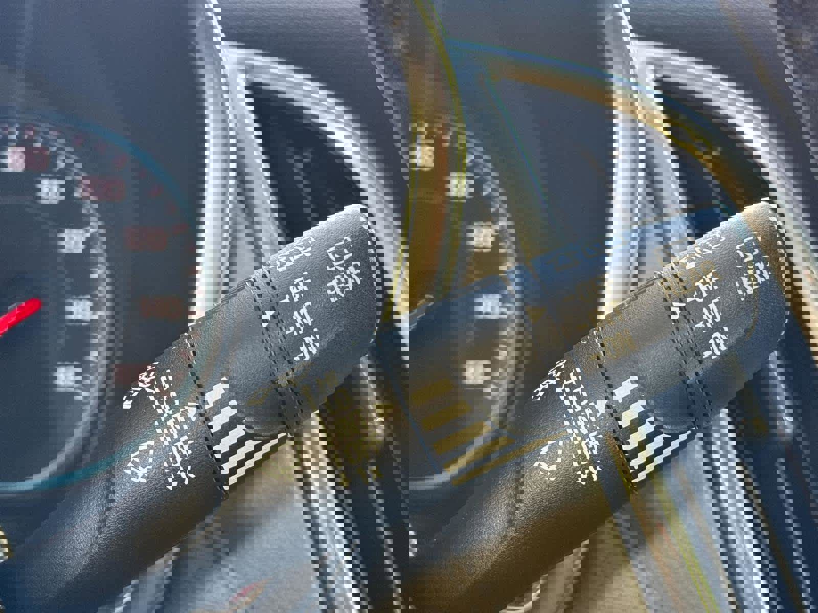 Used 2019 Chevrolet Equinox Premier image 31