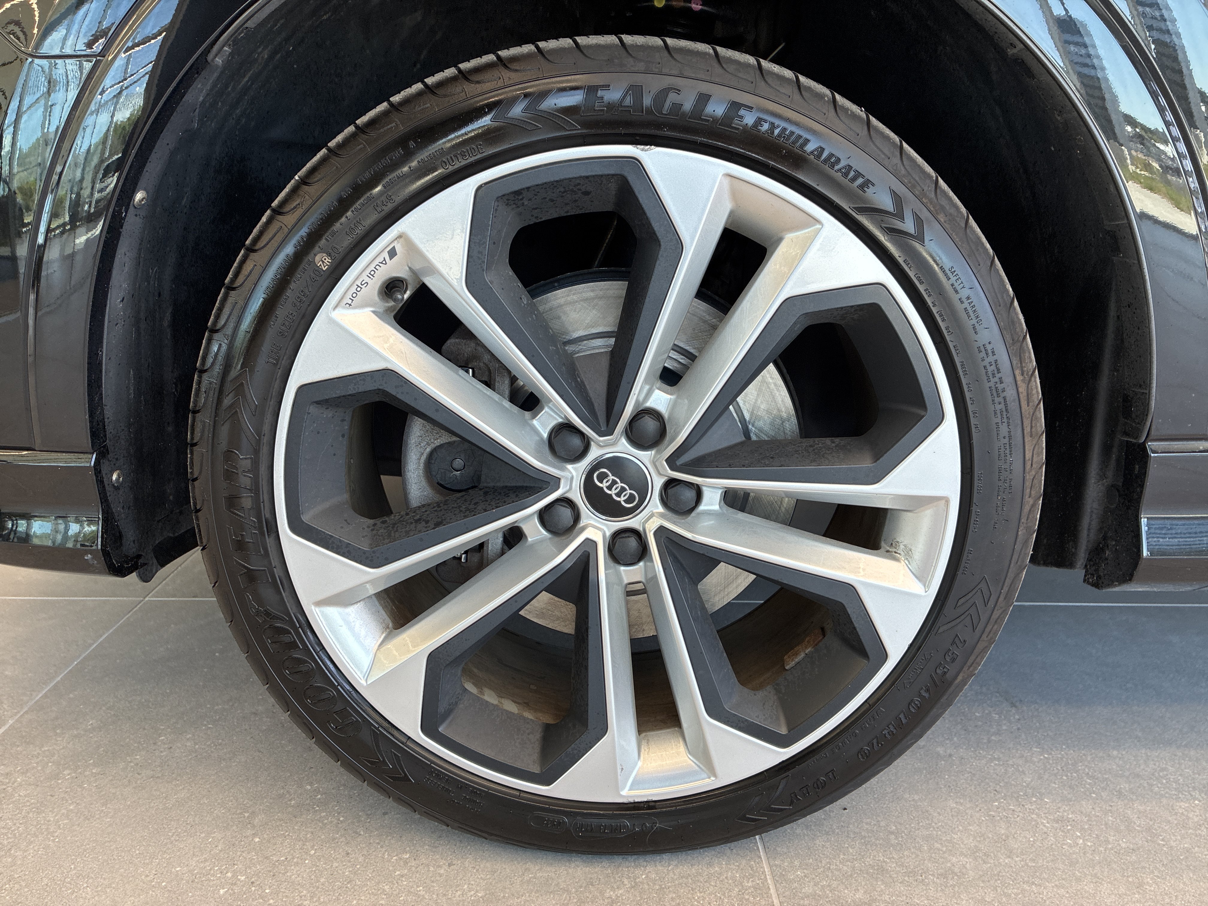 Used 2020 Audi Q3 2.0T Premium Plus AWD/4WD image 28