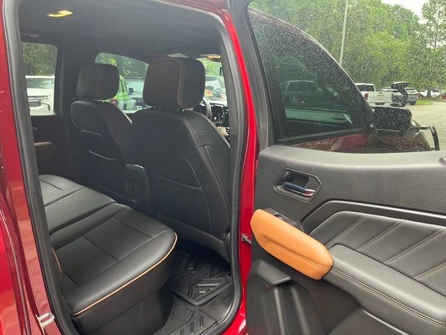 Used 2023 GMC Canyon AT4 w/ AT4 Premium Package AWD/4WD image 12