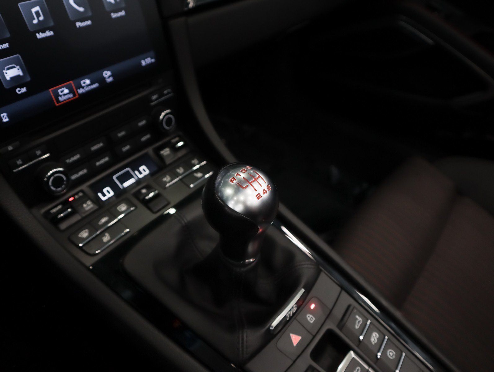 Certified 2023 Porsche 718 Boxster RWD image 17