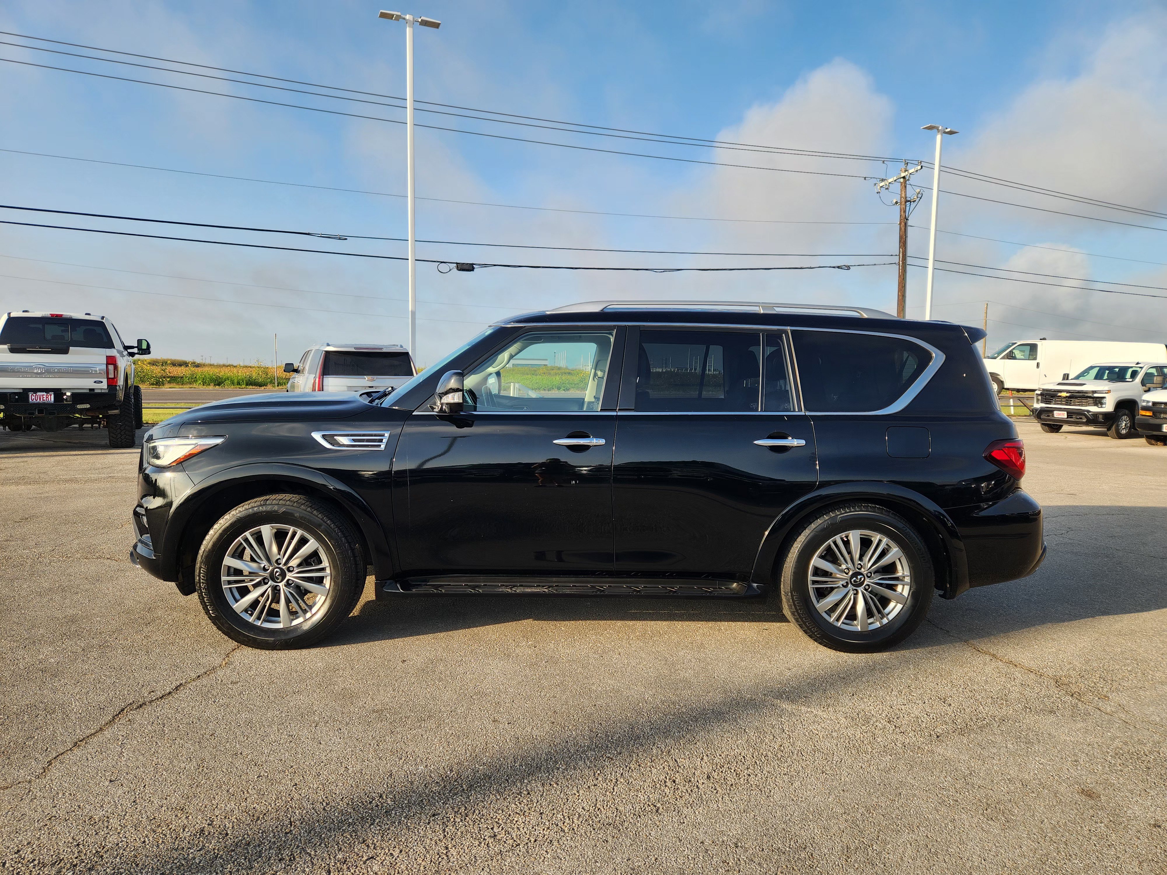 Used 2021 INFINITI QX80 Luxe AWD/4WD image 4