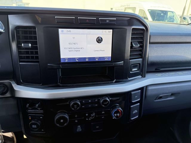 Used 2024 Ford F250 XLT w/ Snow Plow Prep Package image 27