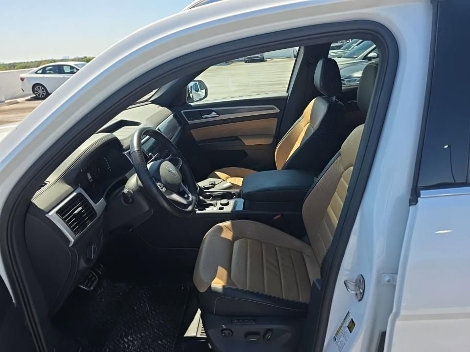 Used 2023 Volkswagen Atlas Cross Sport SEL Premium R-Line image 9