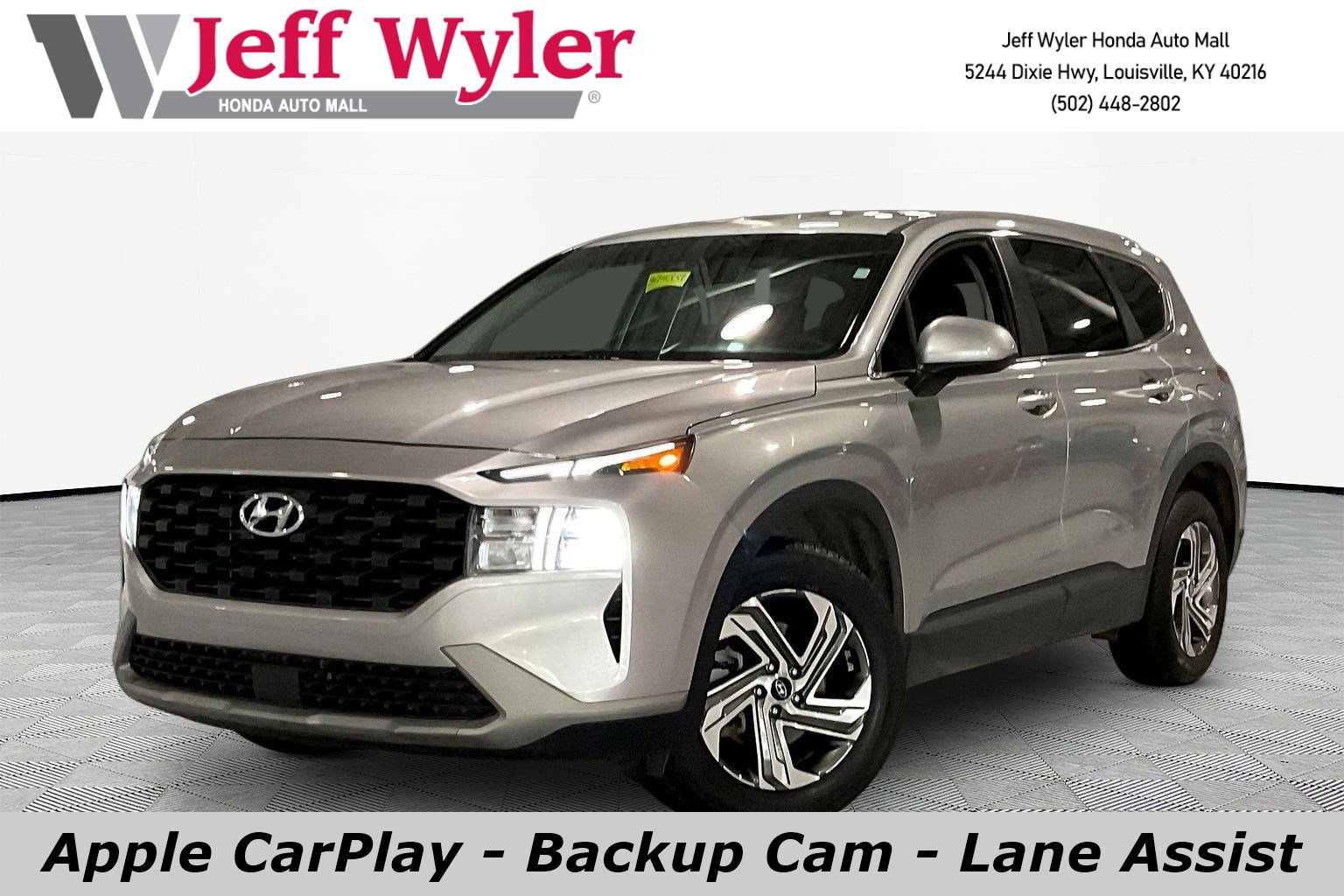 Used 2022 Hyundai Santa Fe SE FWD image 1