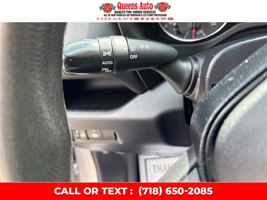 Used 2019 Toyota RAV4 XLE w/ All Weather Liner Package AWD/4WD image 21