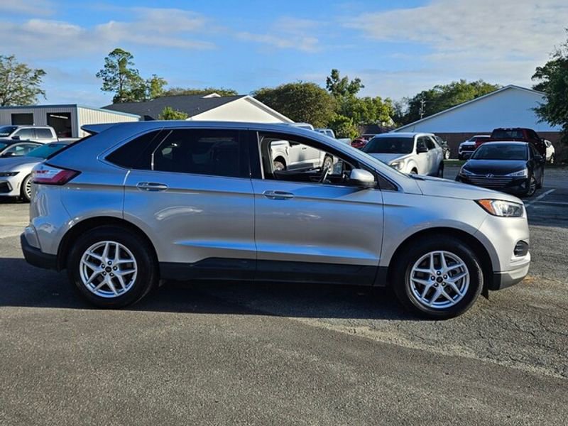 Used 2023 Ford Edge SEL image 15