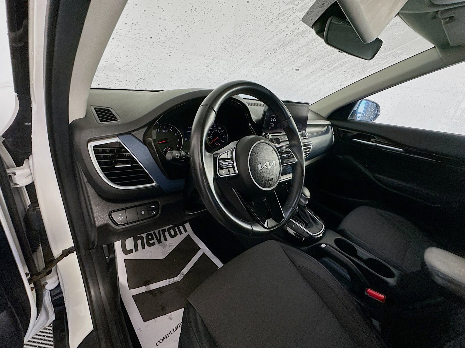 Used 2023 Kia Seltos Nightfall Edition AWD/4WD image 9