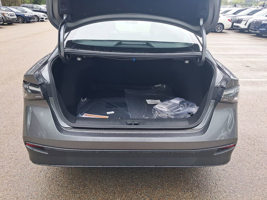 New 2026 Nissan Sentra SV w/ Floor Mat Package FWD image 24