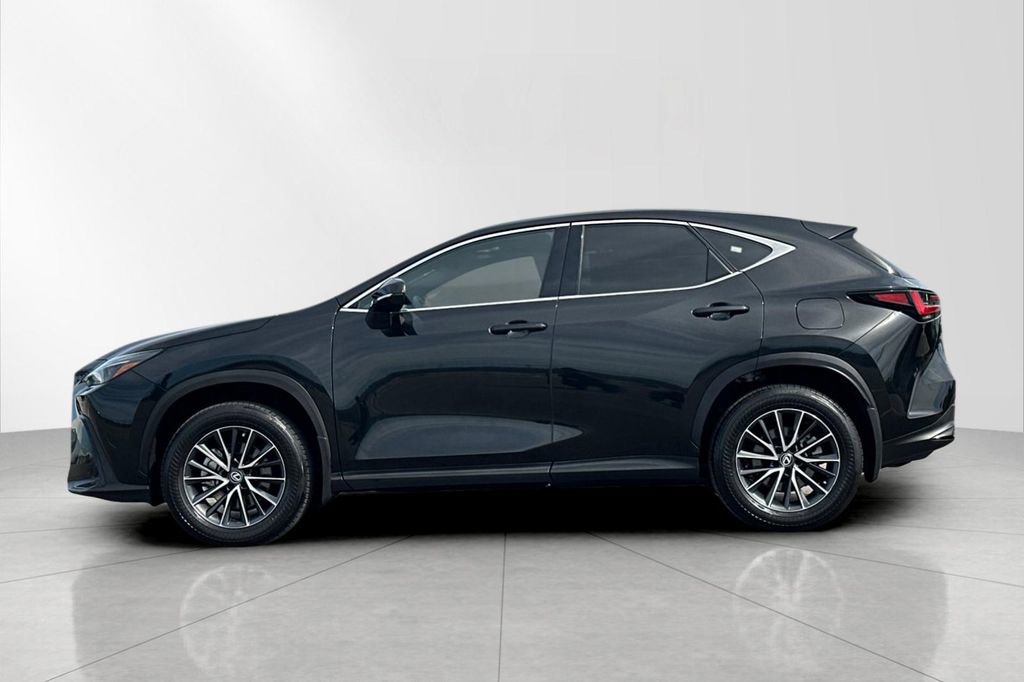Used 2022 Lexus NX 350 AWD image 3