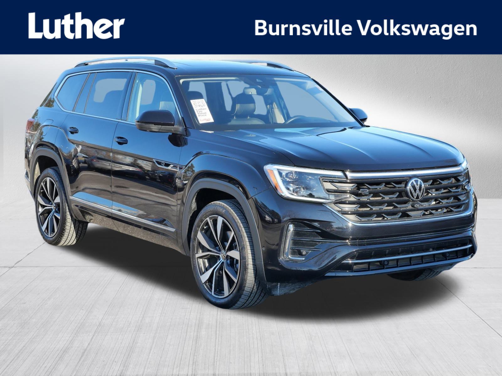 Certified 2025 Volkswagen Atlas SEL Premium R-Line image 1