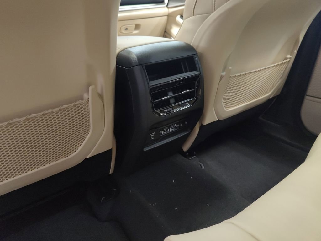 New 2025 Jeep Grand Cherokee Limited w/ Luxury Tech Group II image 29