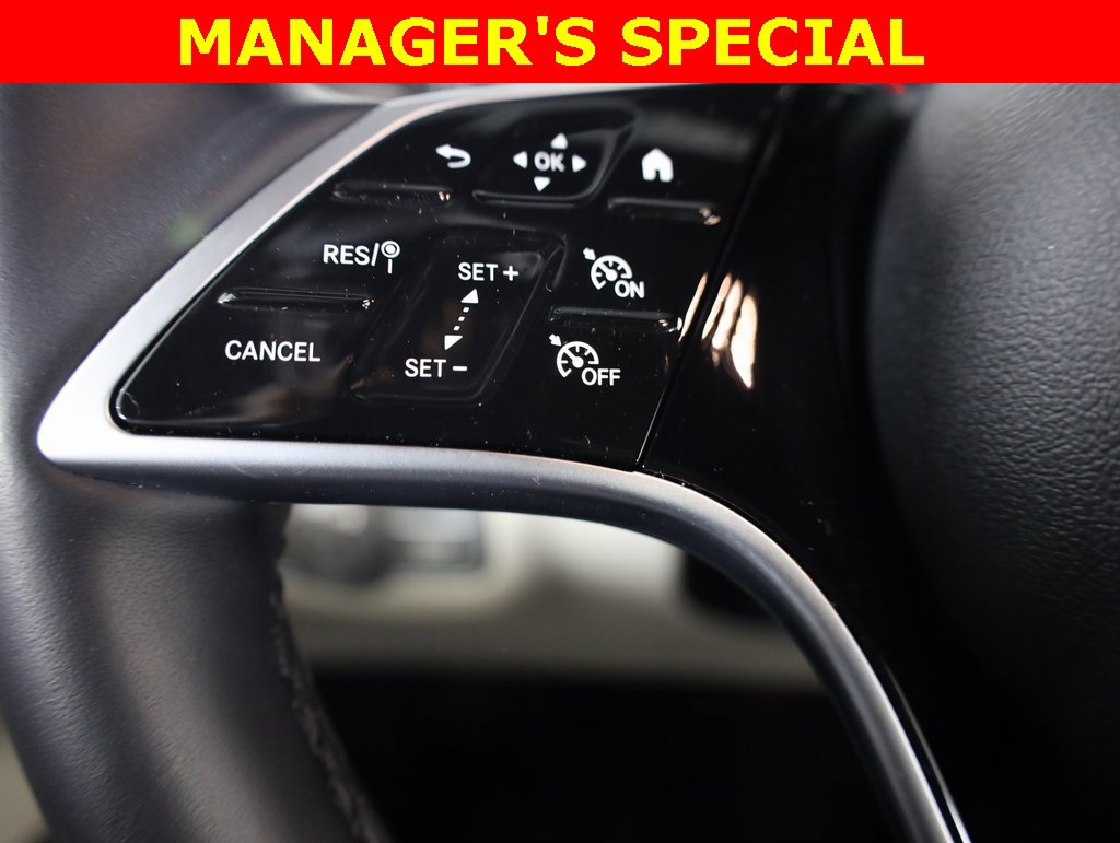 Used 2025 Mercedes-Benz GLE 350 4MATIC image 11