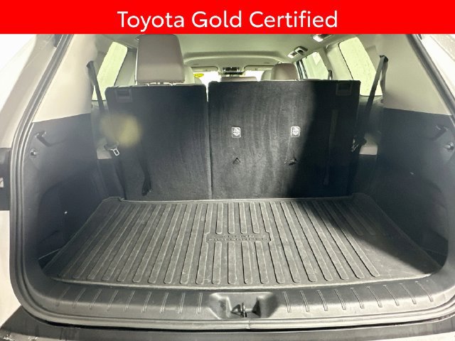 Certified 2024 Toyota Grand Highlander AWD image 29