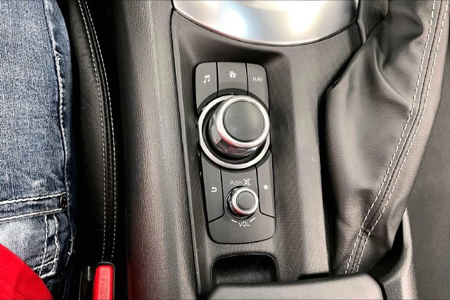 Used 2021 MAZDA MX-5 Miata RF Grand Touring RWD image 33