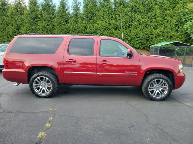 Used 2011 Chevrolet Suburban LT w/ Luxury Package image 8