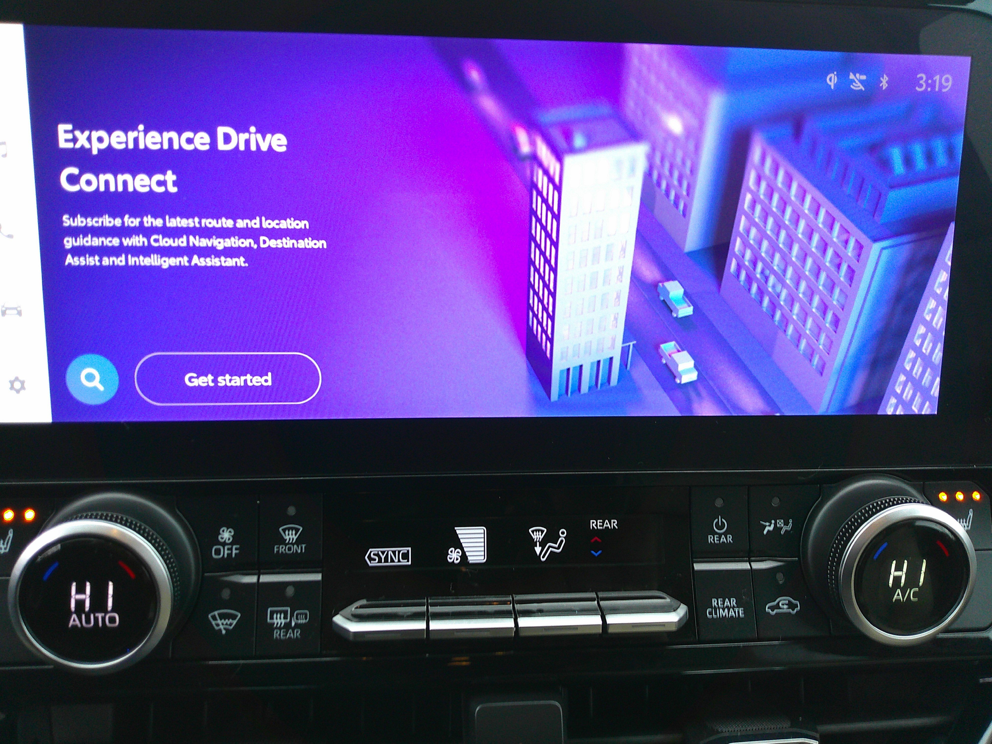 Used 2024 Toyota Highlander XLE image 25