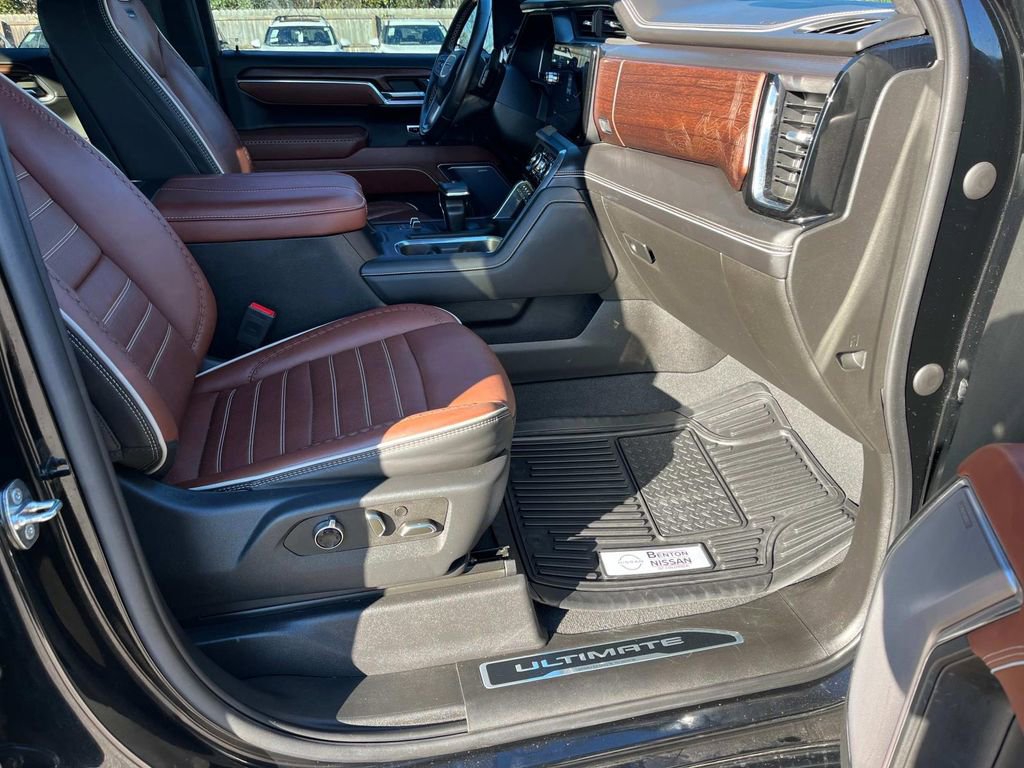 Used 2023 GMC Sierra 1500 Denali Ultimate image 32