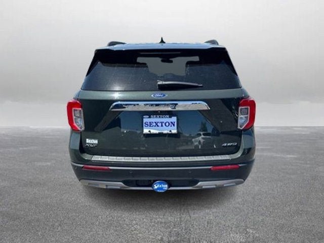 Certified 2022 Ford Explorer XLT w/ Equipment Group 202A AWD/4WD image 9