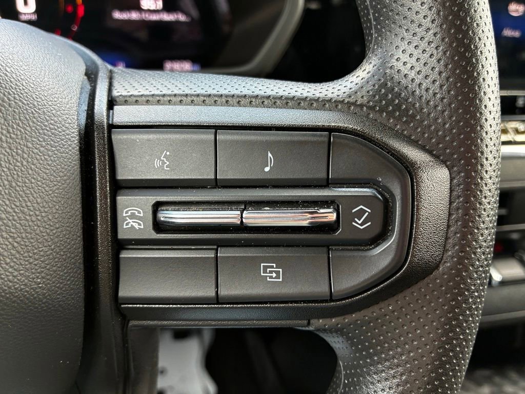 Used 2024 Chevrolet Colorado Trail Boss w/ Technology Package AWD/4WD image 26