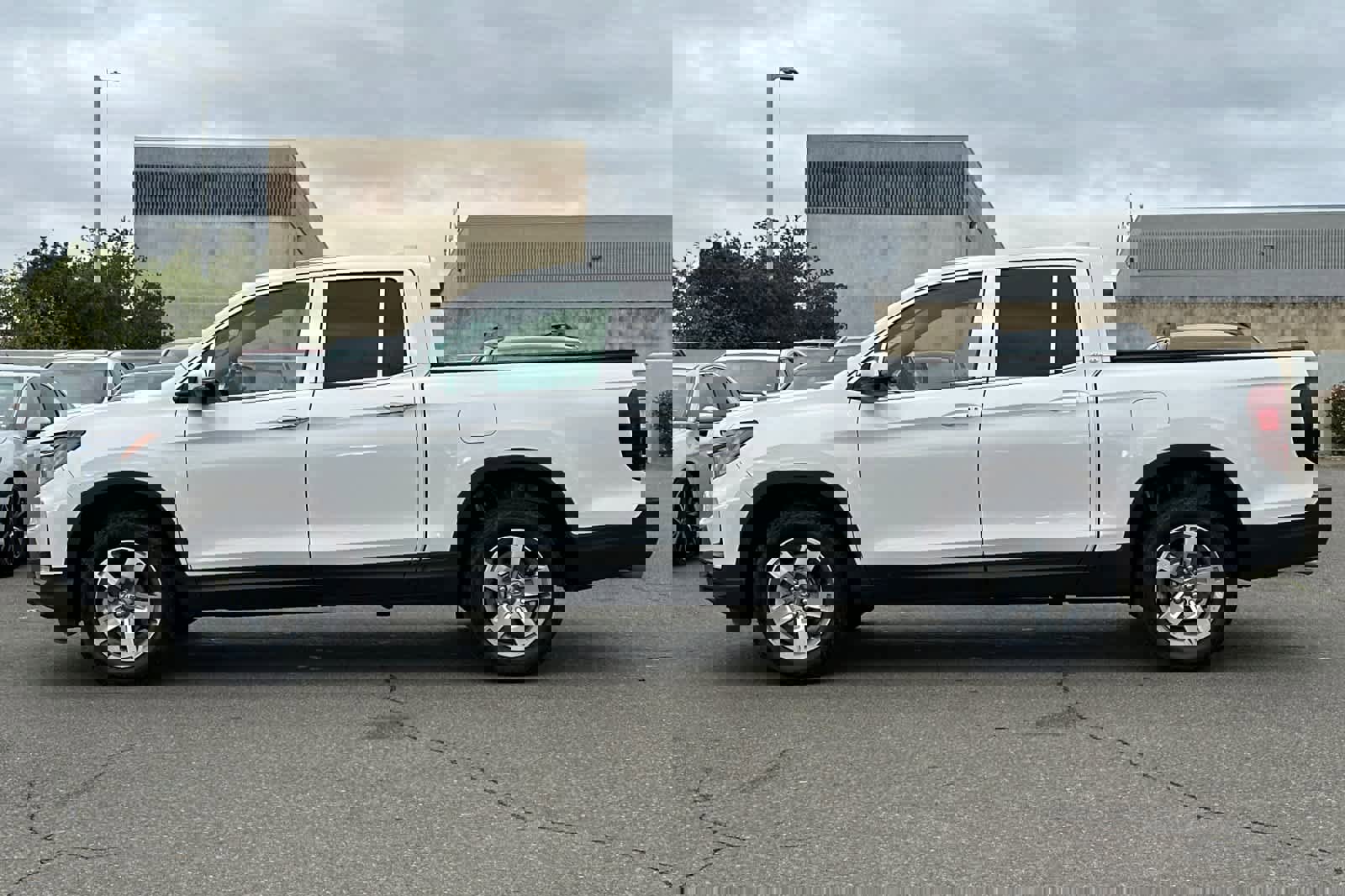 Used 2025 Honda Ridgeline RTL image 9