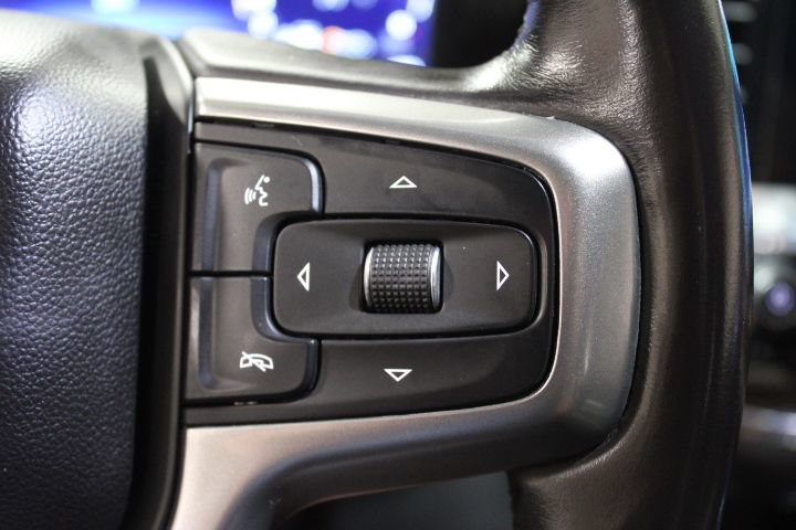 Used 2022 Chevrolet Silverado 1500 LT AWD/4WD image 36