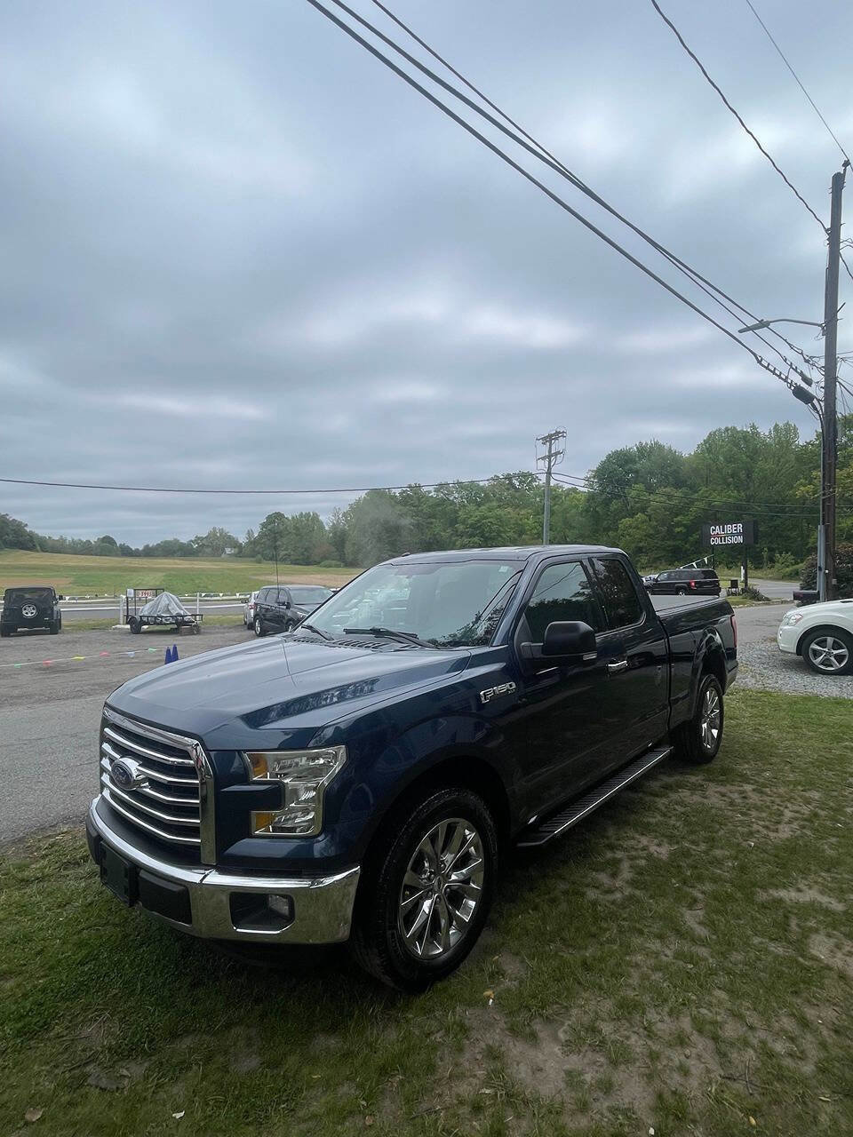Used 2016 Ford F150 XLT w/ Equipment Group 301A Mid RWD image 5