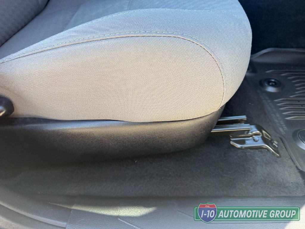 Used 2021 Toyota Tacoma SR5 RWD image 16