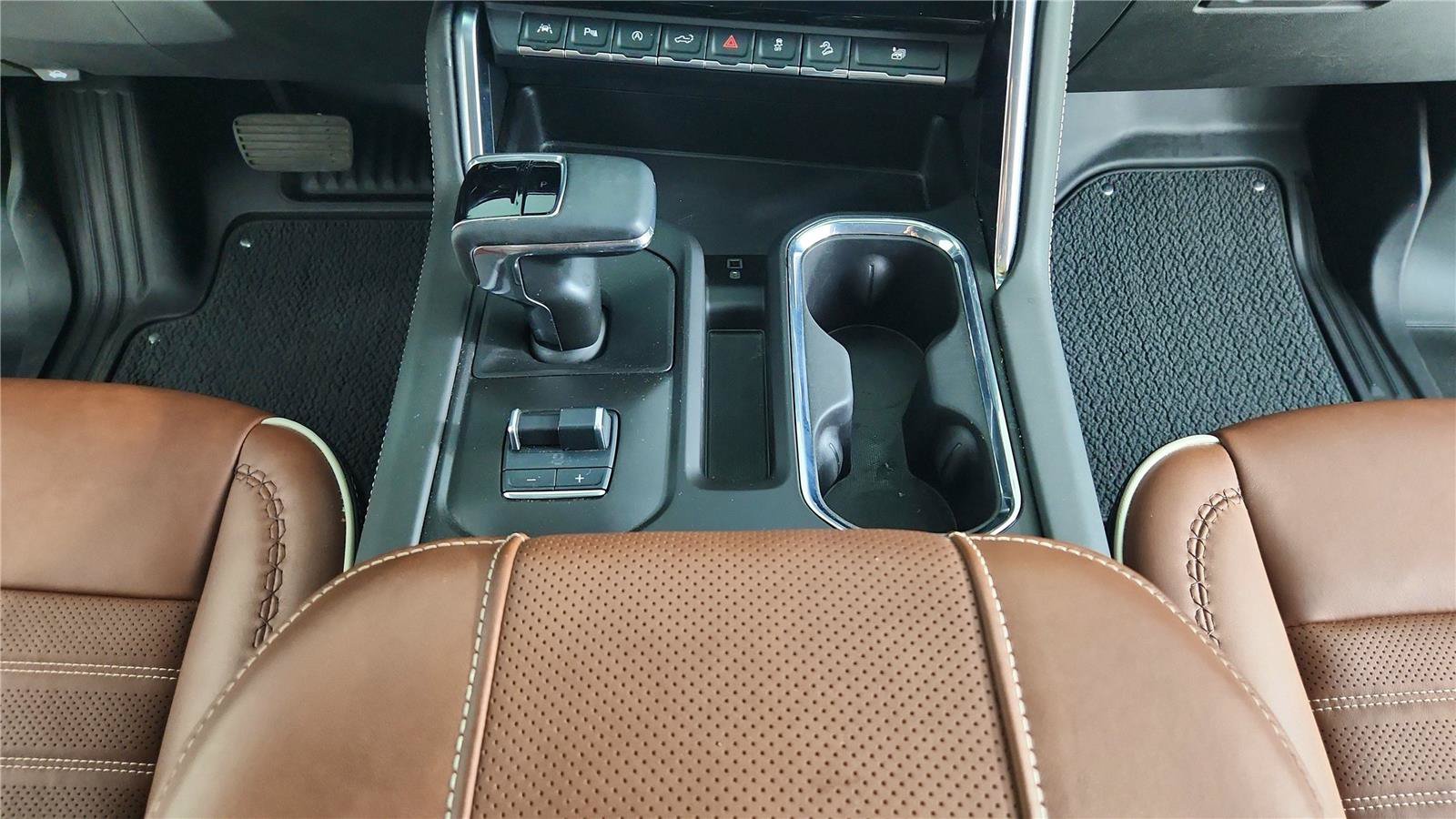 Used 2023 GMC Sierra 1500 Denali Ultimate AWD/4WD image 16