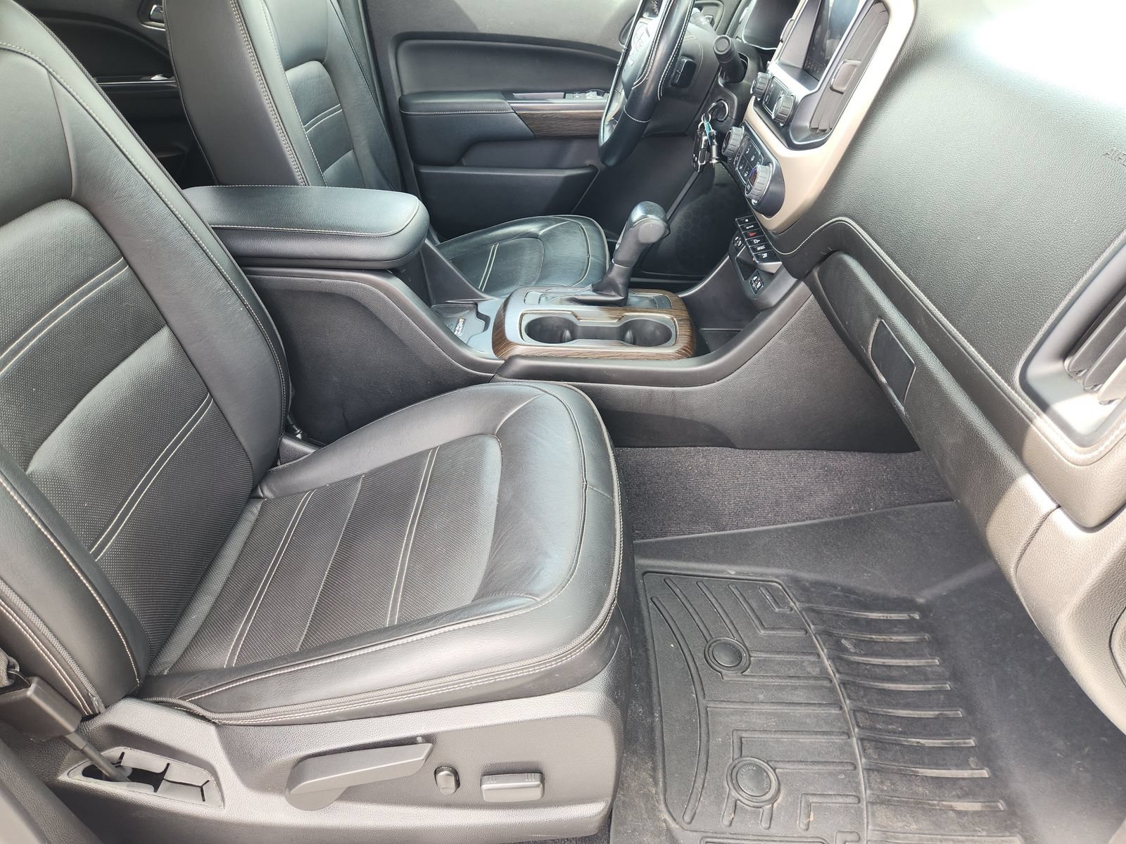 Used 2020 GMC Canyon Denali AWD/4WD image 17