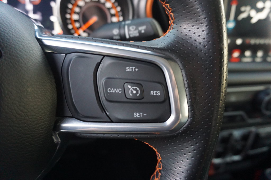 Used 2023 Jeep Gladiator Mojave w/ Trailer Tow Package AWD/4WD image 9