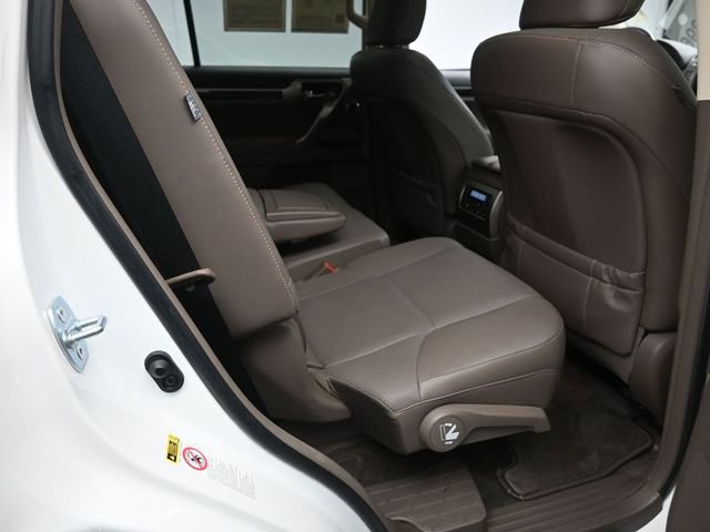 Used 2015 Lexus GX 460 Luxury image 25