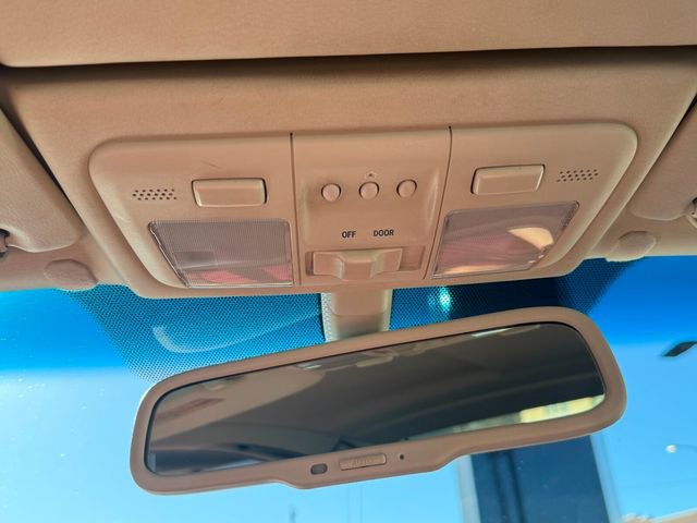 Used 2002 Lexus SC 430 Convertible image 24