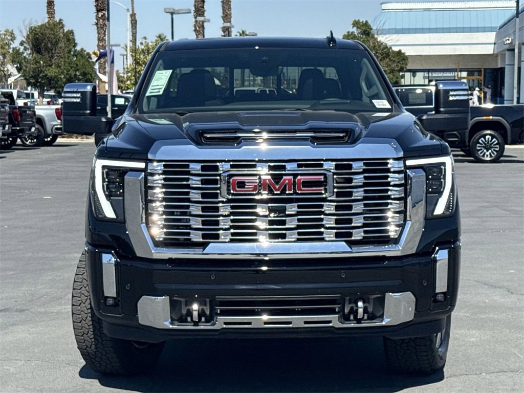 New 2025 GMC Sierra 2500 Denali w/ Denali Reserve Package image 2
