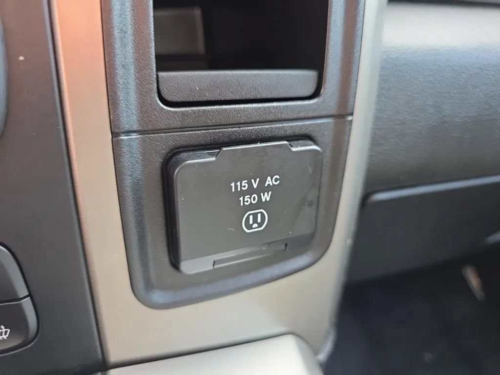 Used 2020 RAM 1500 Warlock w/ Luxury Group AWD/4WD image 28