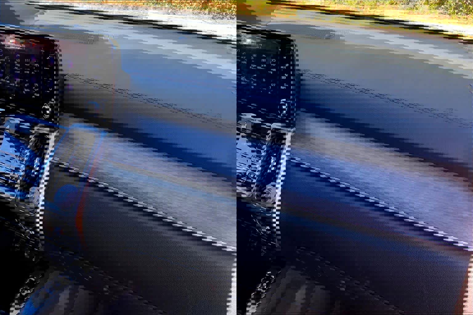 Used 2023 Kia Sorento S w/ Panoramic Sunroof Package image 18