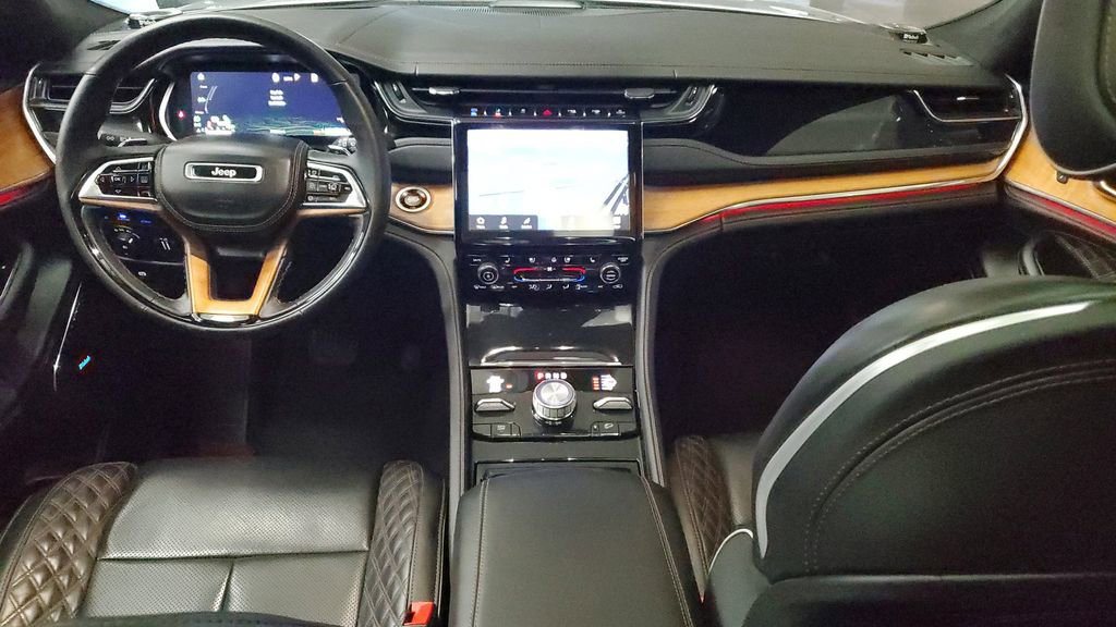 Used 2022 Jeep Grand Cherokee Summit image 13